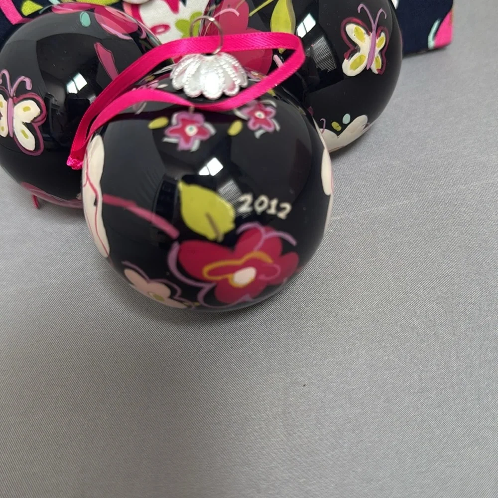 Vera Bradley‎ Floral Ornament Set with Box